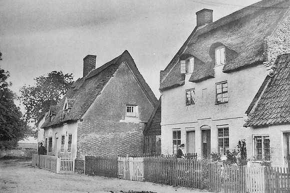 Cottages At Horning 1890s