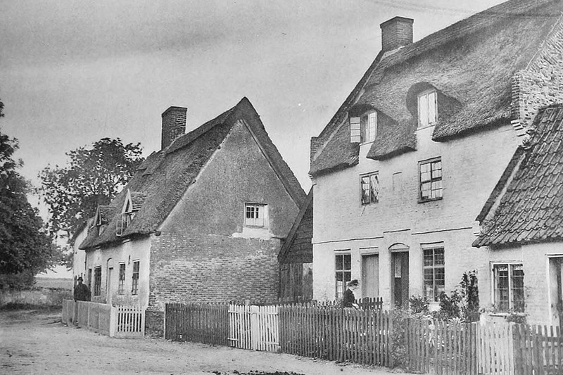 Cottages At Horning 1890s