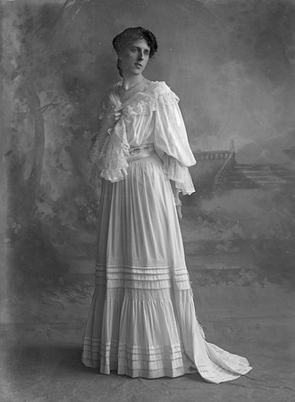 Miss Leontine Bideleux 9th Nov 1905
