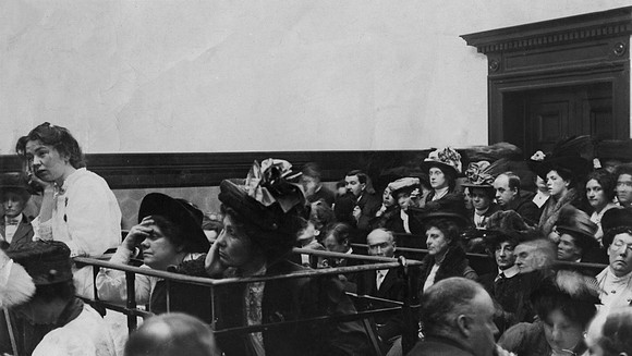 Christabel Pankhurst, Flora Drummond and Emmeline Pankhurst In Court 1908