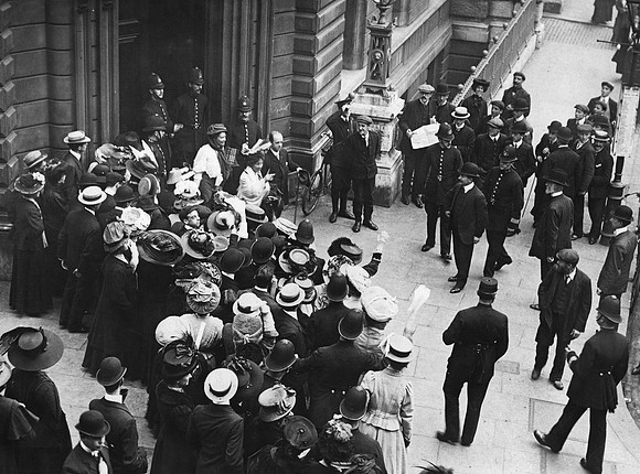 Emmeline Pankhurst And Emmeline Pethick Lawrence Leaving Court c.1910