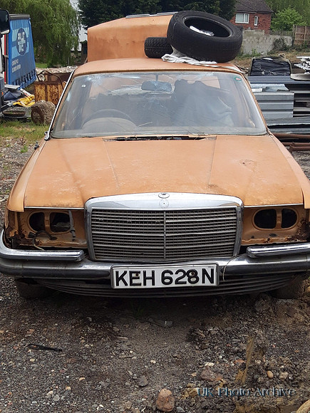 1975 Mercedes 350 SE Auto KEH 628N