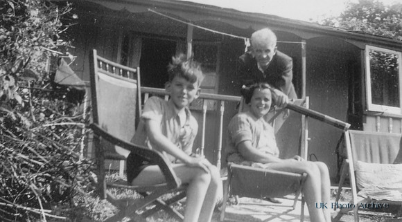 The Mills Family On Holiday 1940s