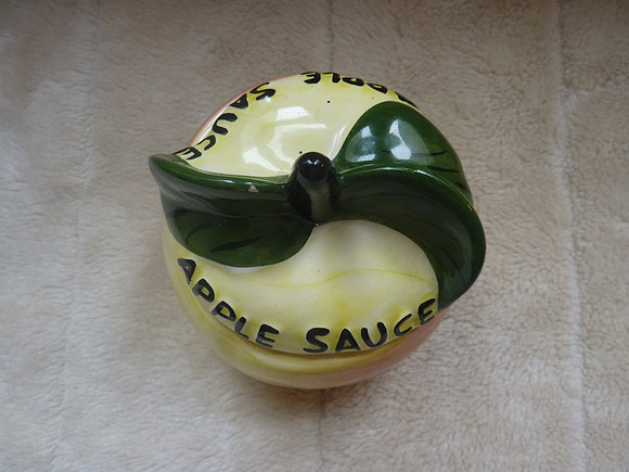Toni Raymond Pottery Apple Sauce Pot