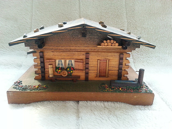 Vintage Swiss Chalet Musical Box Plays Polka Luxembourgeoise