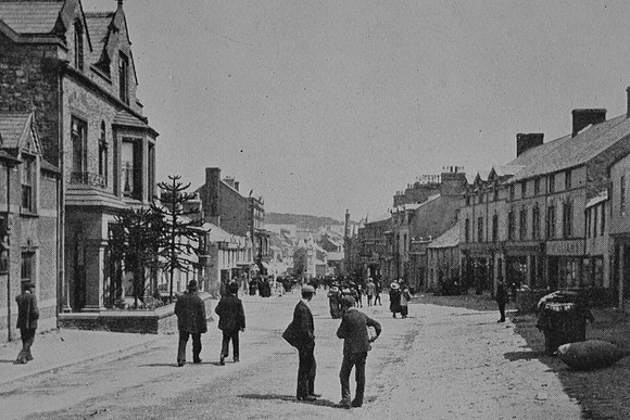 High Street Llangefni c.1900