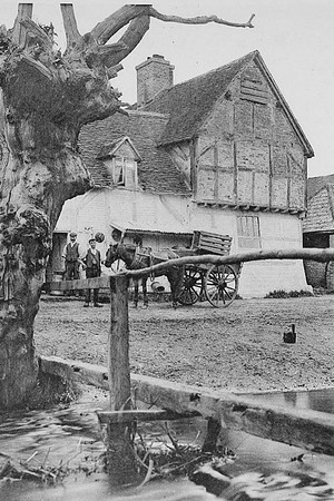 Farmhouse And Footbridge Near Farnham 1908