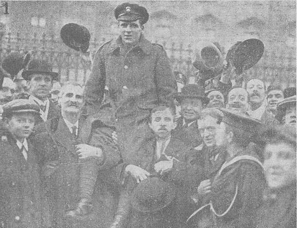 Wood W Pte VC At His Investiture 19th Dec 1918 The Graphic 20th Dec 1918