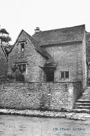 A Cottage At Bibury Gloucestershire 1905