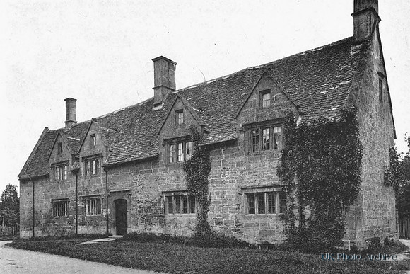 A Farmhouse At Willersey Gloucestershire 1905 2