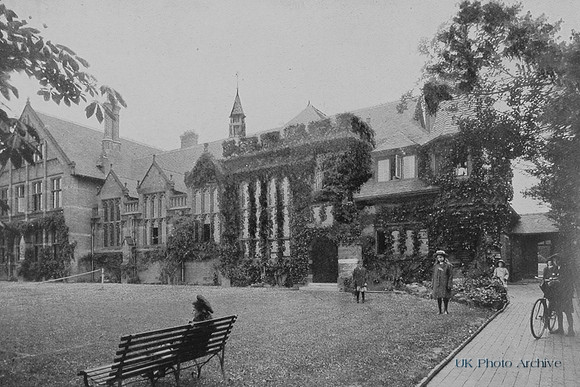 Queen's School Chester c.1900