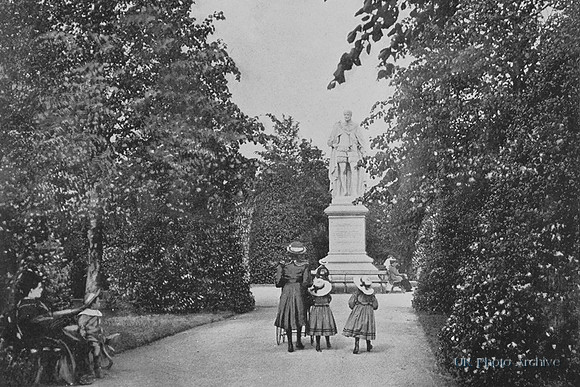 Grosvenor Park Chester c.1900