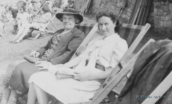 Edith Emily Couzens And Kath Couzens At The Seaside