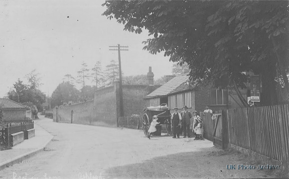 The Wyatt Family Outside The Forge Rectory Lane Ashtead c.1909