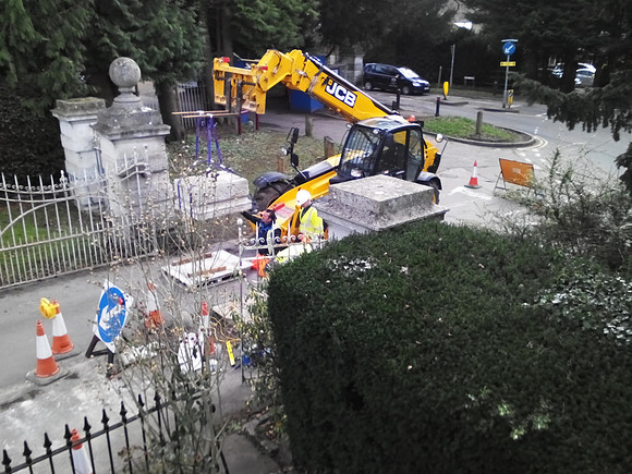 Repairing The Park Gates Ashtead Feb 2016