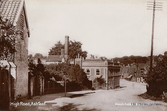 High Road Ashtead c.1910