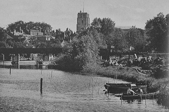 Beccles Rising Above The Waveney 1930s