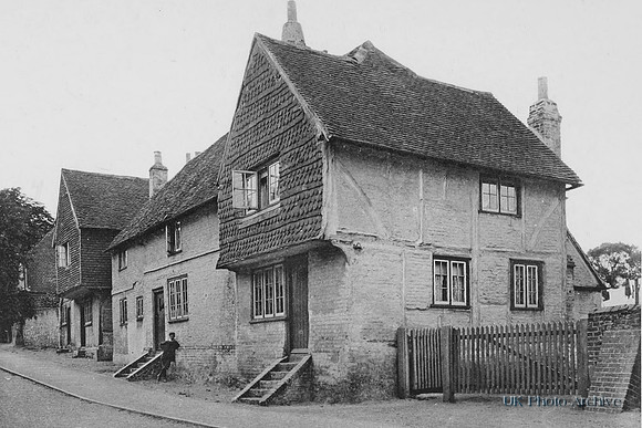 Cottages In Village Near Green Bletchingley 1908