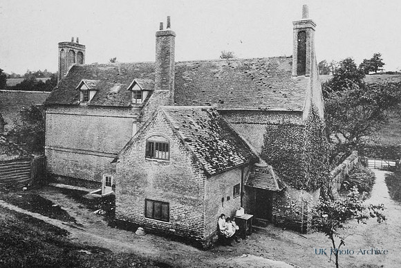 Back Of Wolvens Farm Near Abinger 1908