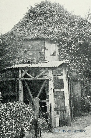 Bowbricks Cottage Bramley Surrey 1904