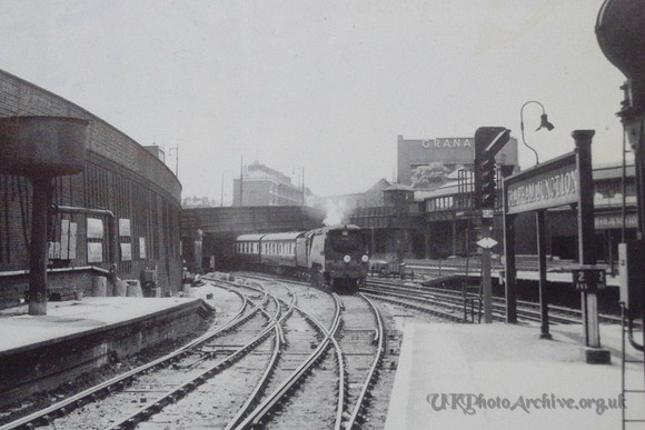 Clapham Junction Railway Station c.1950s