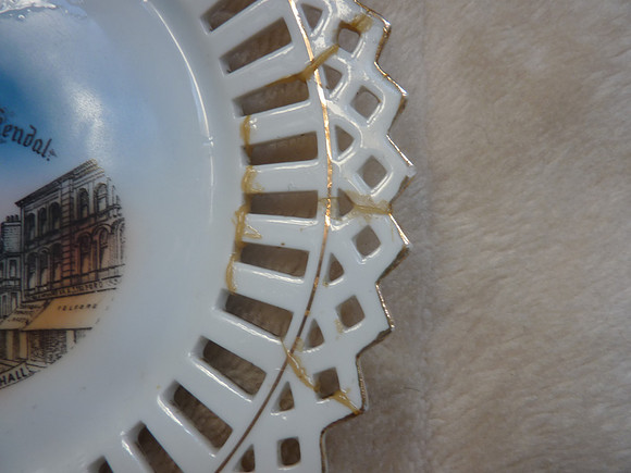 Vintage Souvenir Ribbon Plate A Present From Kendall Highgate Showing Town Hall