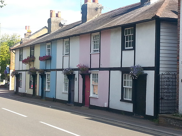 Cottages In Woodfield Lane Ashtead
