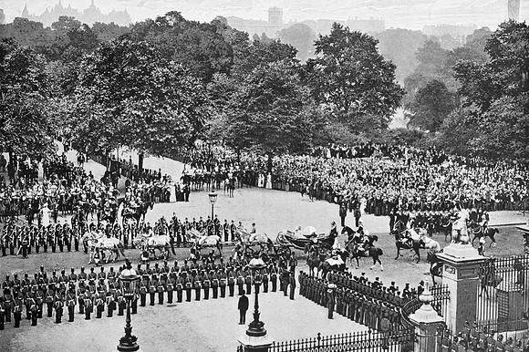 The Queens Carriage Leaving The Gateway Of Buckingham Palace 22nd Jun 1897