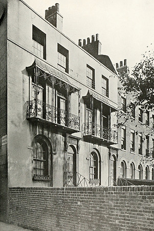 Two Houses In Kennington Road London 1920