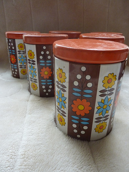 Set Of Six Genuine Original Retro Vintage 1960s/70s Kitchen Tins Canisters