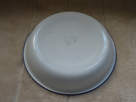 Vintage Camel Brand Enamel Blue And White Bowl