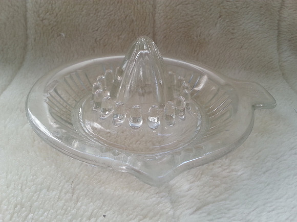 Vintage Glass Lemon Squeezer Retro Kitchen Collectable