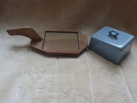 Vintage Retro Mid Century 1950s Cheese Dish