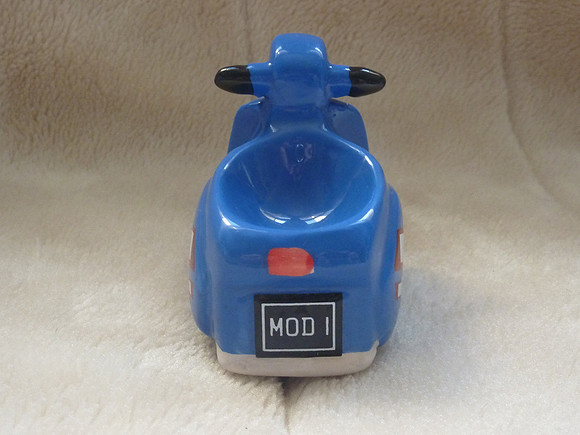 Vespa Type Moped Egg Cup Mod 1