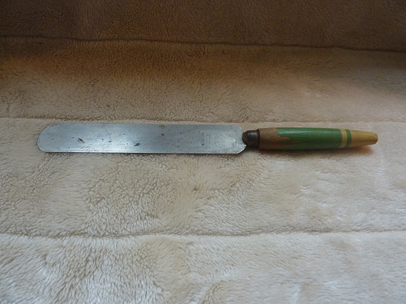 Vintage Skyline Kitchen Utensil Palette Knife
