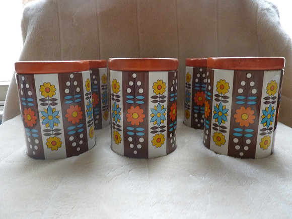 Set Of Six Genuine Original Retro Vintage 1960s/70s Kitchen Tins Canisters