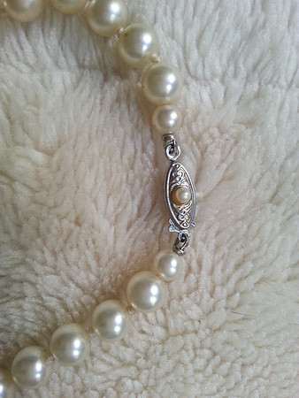 Vintage Faux Pearl Necklace 17 Inches