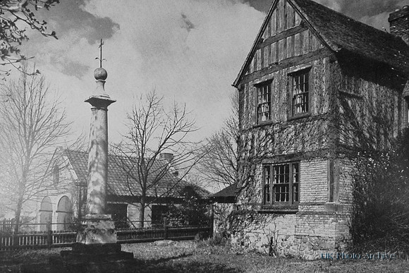 The High Cross Crown Hills Leicestershire 1940s