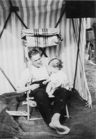Norton John Roe With His Daughter Sheila Pamela Roe