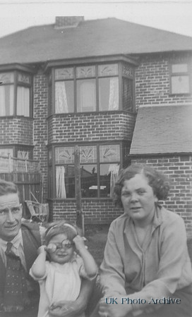 Fanny Roe (Nee Butler) With Sheila Pamela Roe