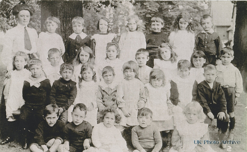 St Giles School Pupils 1911