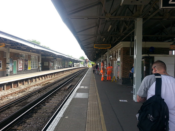 Painters At Epsom Station 28th July 2016