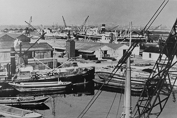 The Surrey Commercial Docks Rotherhithe 1940s