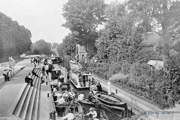 Boulters Lock