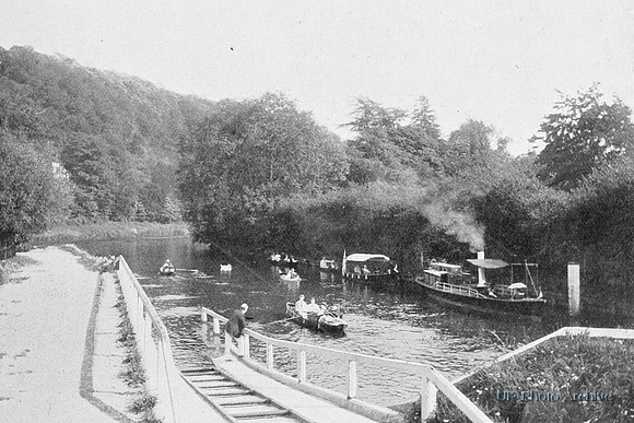 Entrance To The Lock Cookham 1890s