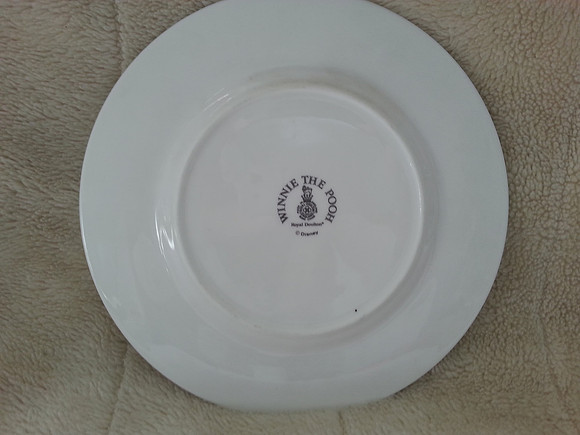 Royal Doulton Winnie The Pooh Nursery Plate Backstamp