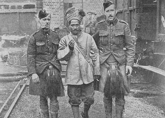 London Scottish And Indian Soldiers In Camp