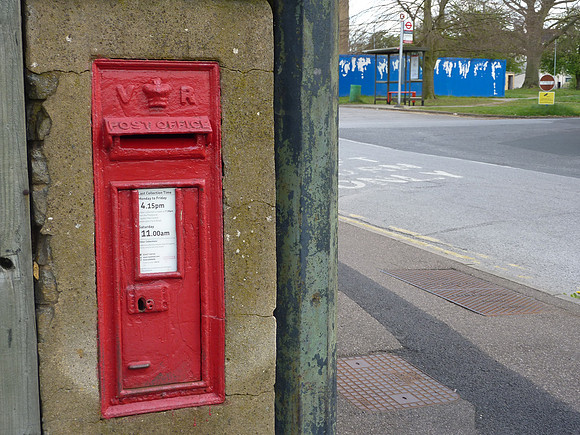 Victorian Post Box At Gate  Of Sutton Hospital Cotswold Road Sutton Surrey