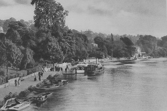The Riverside At Richmond 1920s