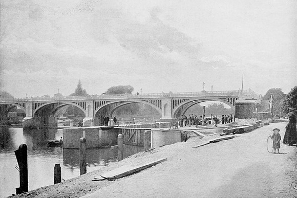 Richmond Lock And Footbridge 1890s